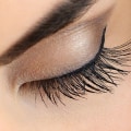 How Long Do Eyelash Extensions Last and How Many Lashes Do You Lose?