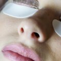 Are Lash Lift Chemicals Safe? An Expert's Perspective