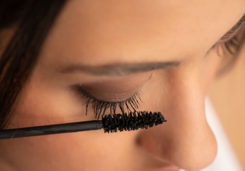 Can You Put Mascara on Silk Eyelash Extensions? A Guide for Lash Lovers