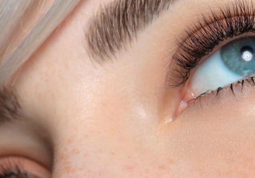How Long Does it Take for Eyelashes to Return to Normal After Extensions?